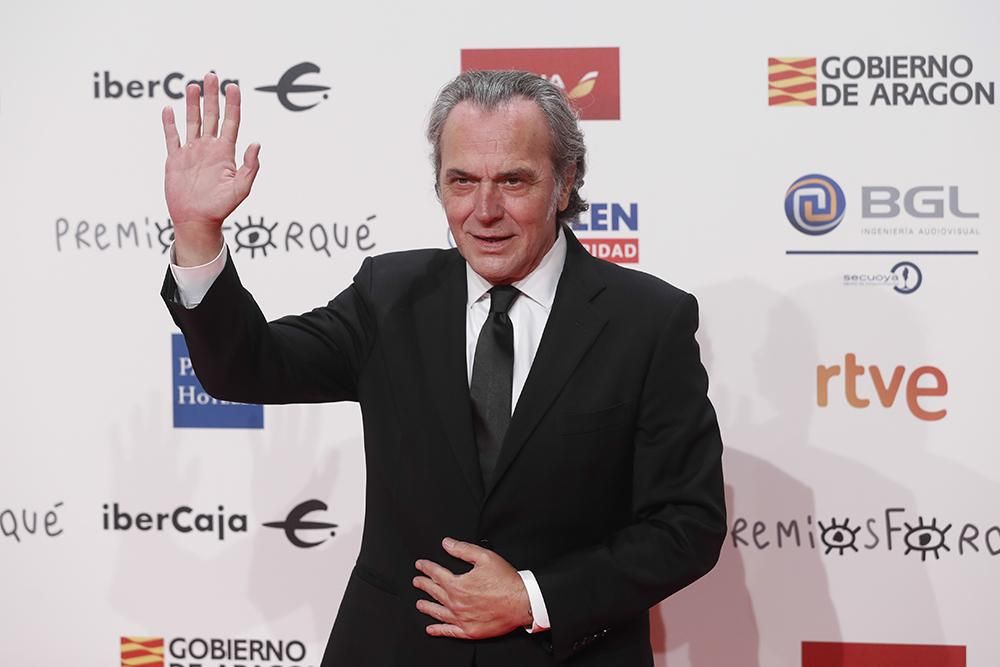 Desfile de rostros televisivos en la alfombra roja de los Forqué