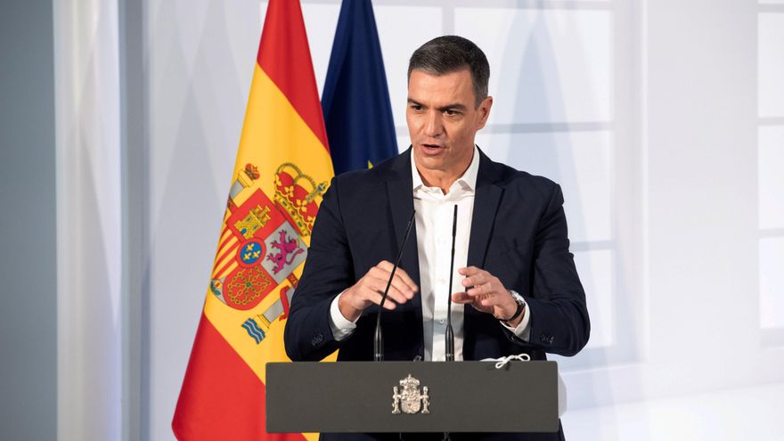 GRAF8925. MADRID, 09/10/2021.- El presidente del Gobierno, Pedro Sánchez, participa en el acto institucional Salud mental y COVID 19. Plan de acción, organizado con motivo del Día Internacional que se celebra el domingo. EFE/ Luca Piergiovanni