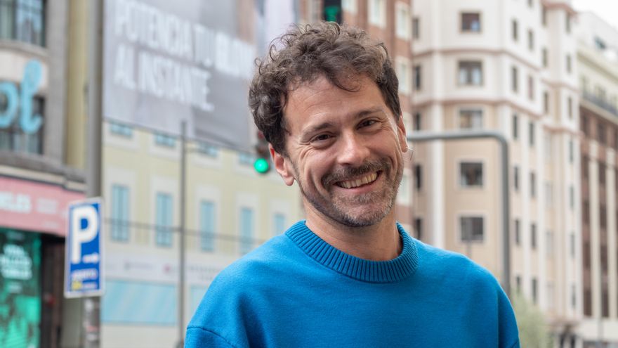 Alfredo Ramos, politólogo: "El discurso de la culpa con los hombres, especialmente jóvenes, moviliza hacia la extrema derecha"