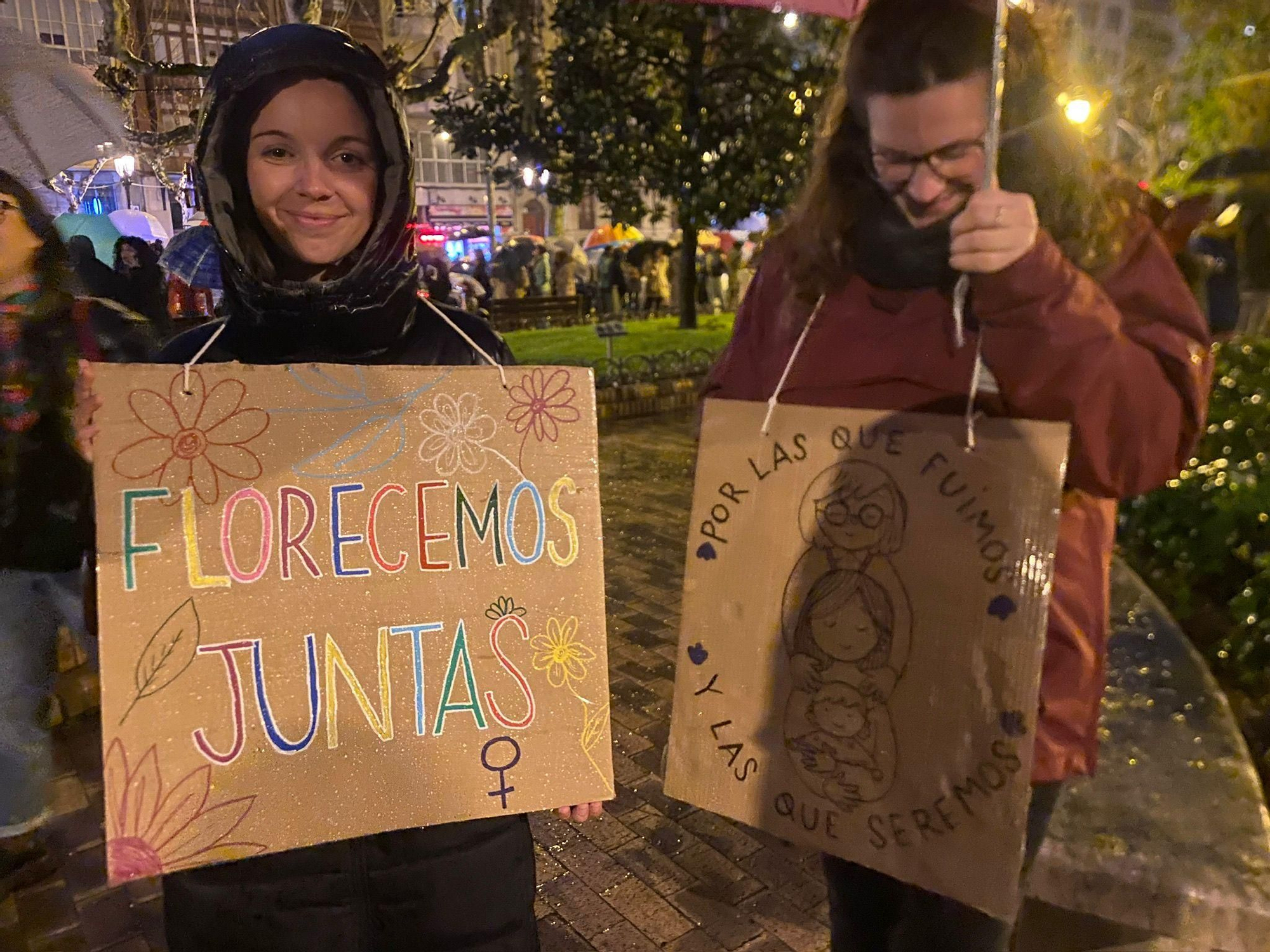 Las imágenes del 8M en Logroño: la fuerza del feminismo venció a la lluvia