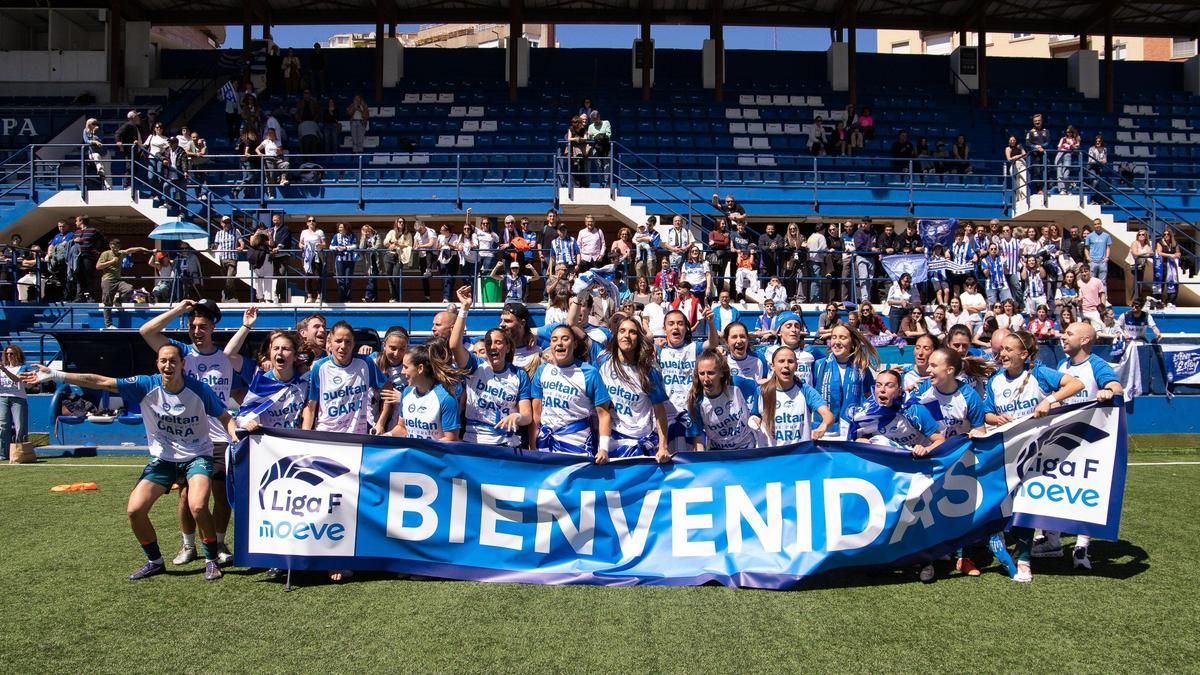 Las jugadoras del Alavés se quejan de que el club no reconozca el "esfuerzo" del ascenso a Primera División con una prima