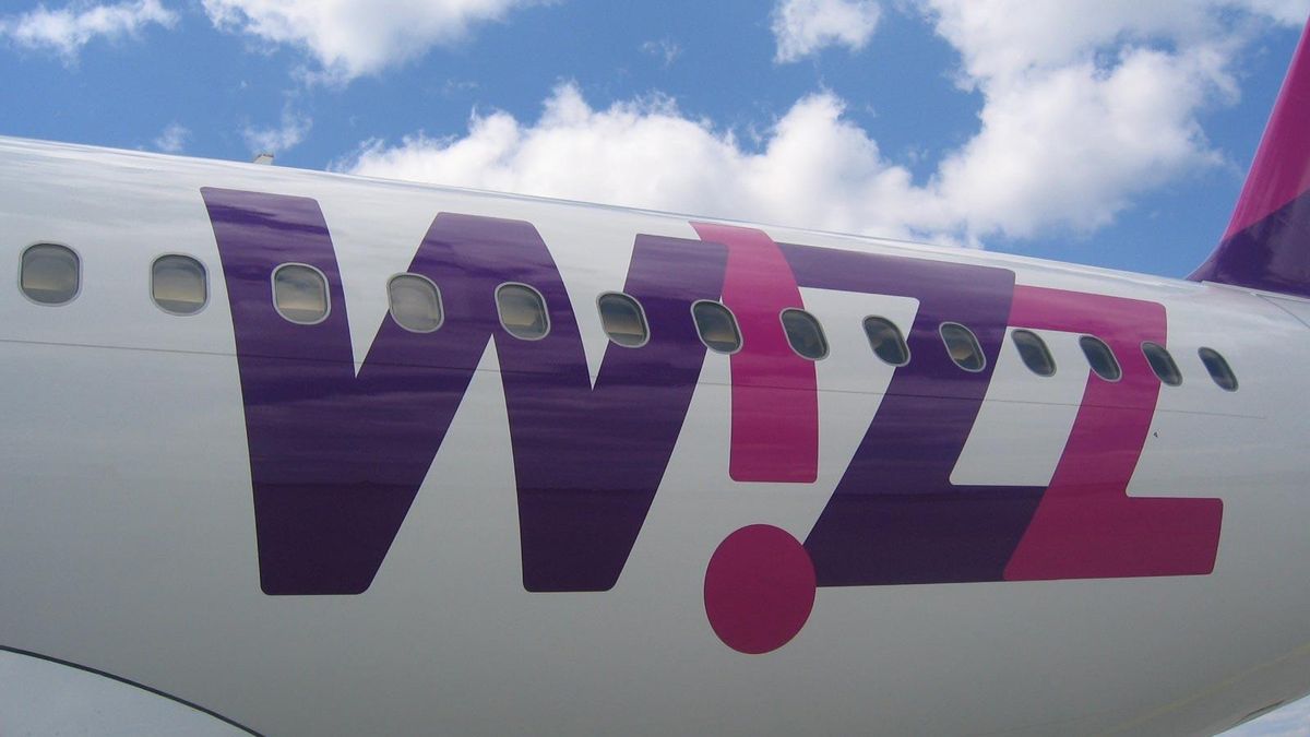 Avión de Wizz Air, la compañía que operará la conexión con Milán.