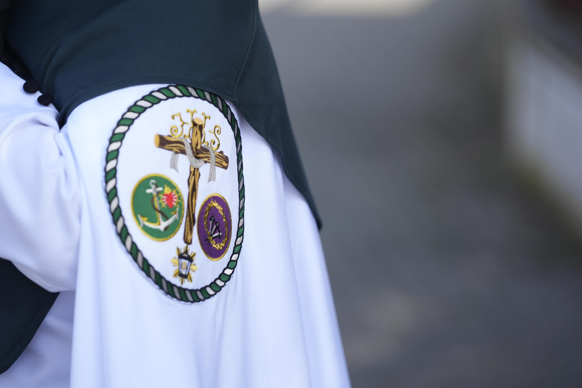 Día histórico en las Tres Mil Viviendas: primera salida procesional de la Hermandad de Bendición y Esperanza