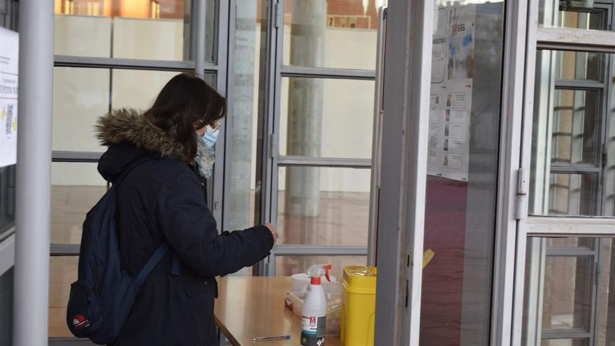 La UCLM realiza pruebas PCR en saliva a la comunidad universitaria para garantizar máxima presencialidad