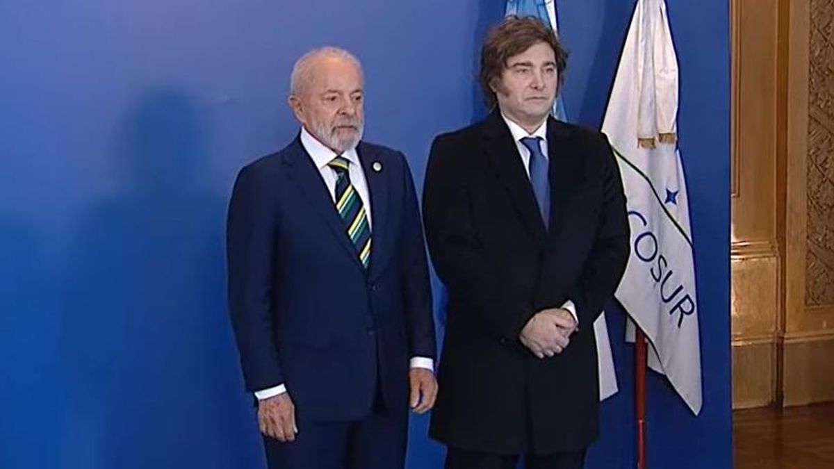 Lula y Milei en la cumbre del Mercosur 2025