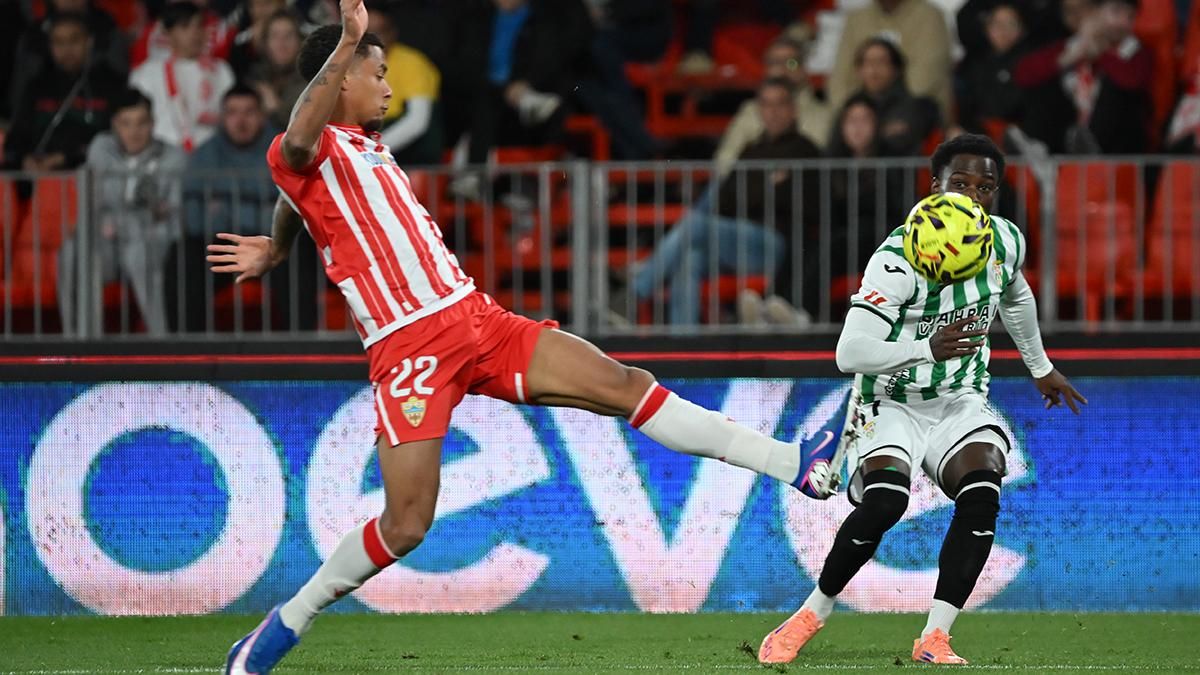 Las imágenes del UD Almería - Córdoba CF