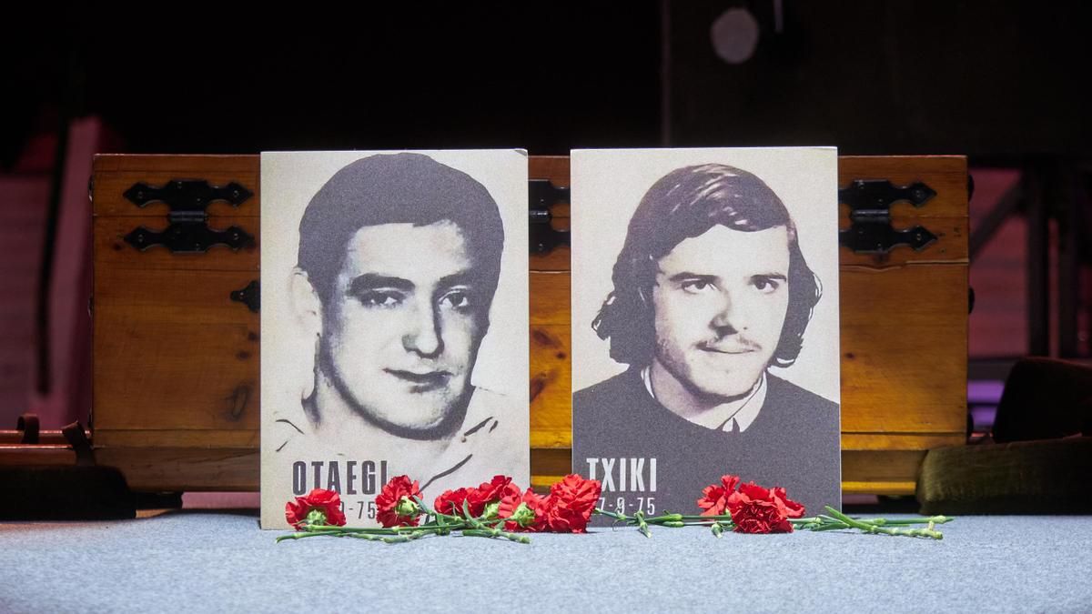 Los rostros de Otaegi y 'Txiki', en un homenaje organizado por Sorto con motivo del quincuagésimo aniversario de su fusilamiento