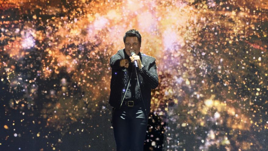 Y Chayanne pasó por Sevilla, como si le hiciese falta más calor