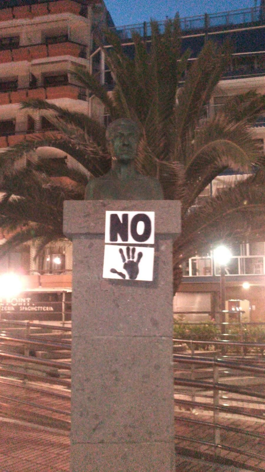 Estatuas contra el petróleo.
