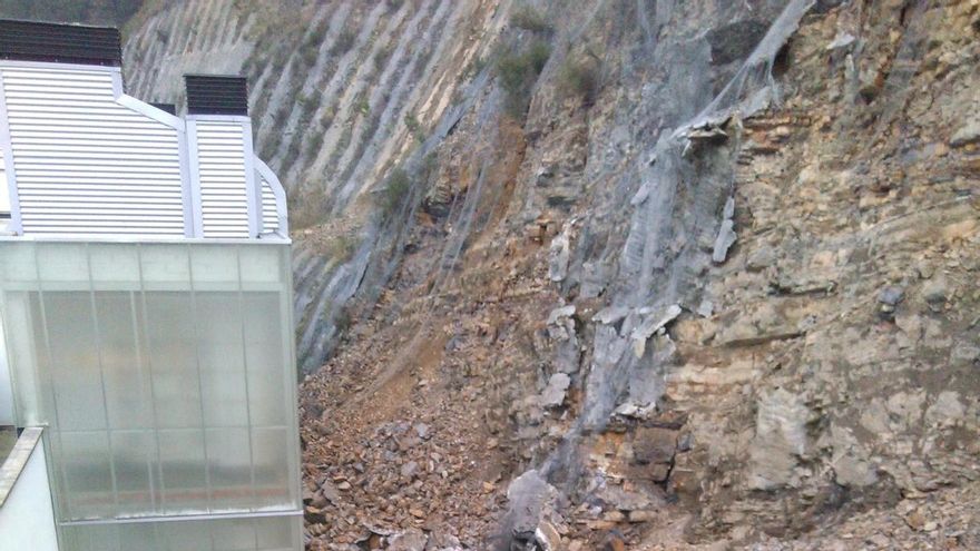 Lanbide rectifica y renuncia a sustituir la oficina de Ondarroa por dos autocaravanas, según CCOO