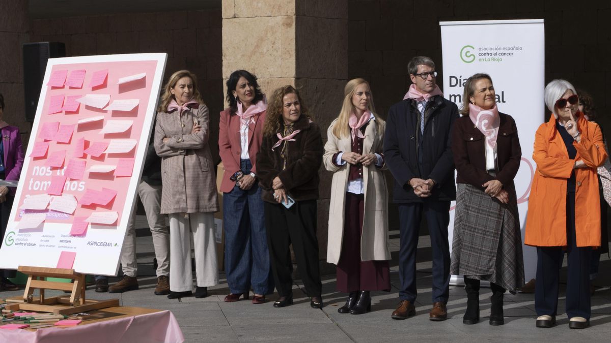 Acto del Día contra el Cáncer de Mama en Logroño