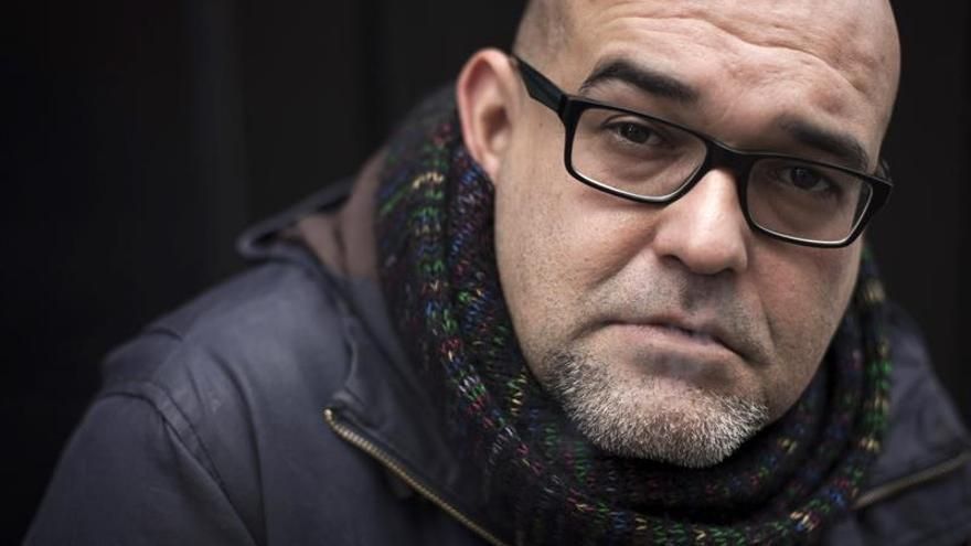 Amarga despedida a Alexis Ravelo con el consuelo de su legado y el recuerdo de su alegría