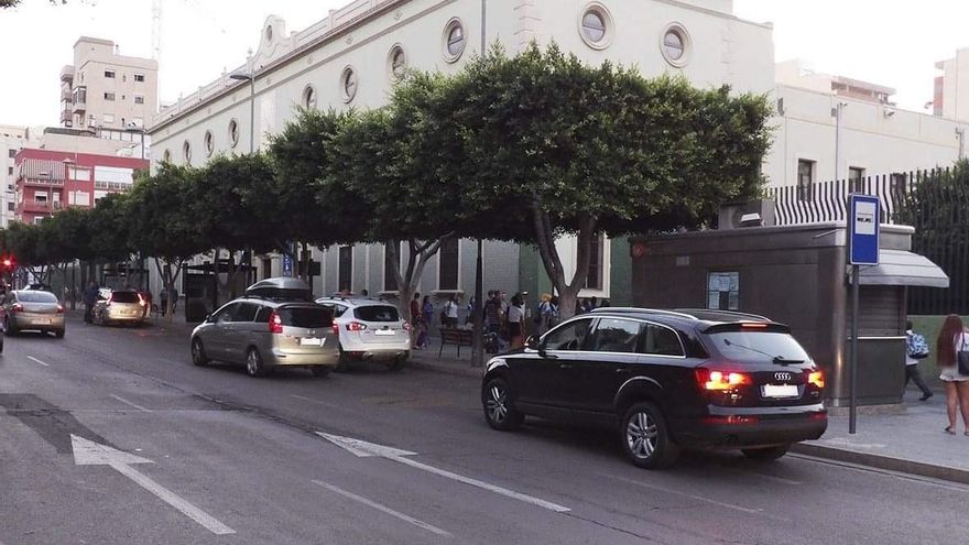 Archivo - Edificio de La Salle, en Almería