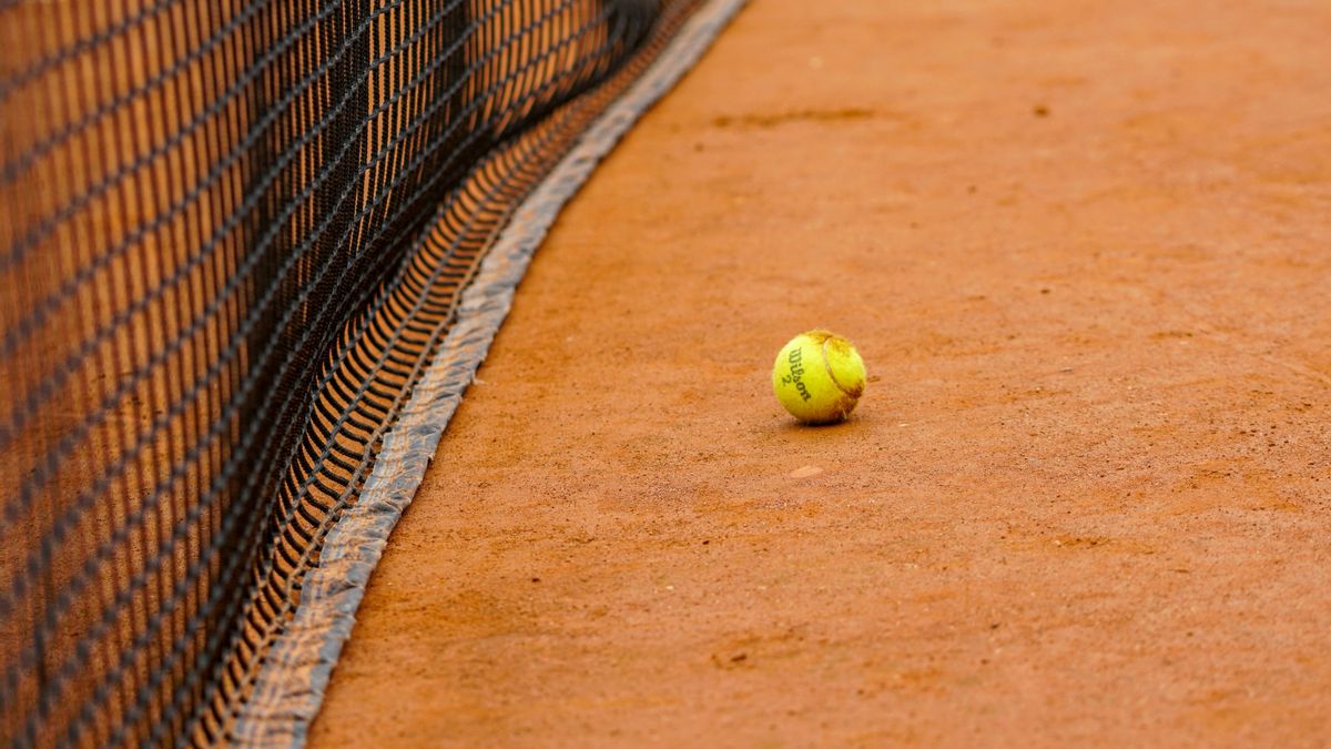 La derrota viral de una tenista en el W35 de Nairobi: gana solo tres puntos y comete veinte dobles faltas