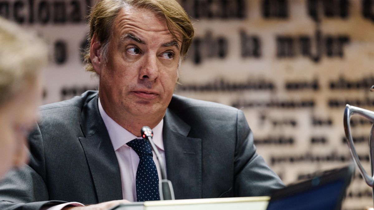 Piso en Marbella, reforma en Elorrio y un Škoda: el destino del presunto botín de Fernández Guerrero, Alonso y Leire Díez