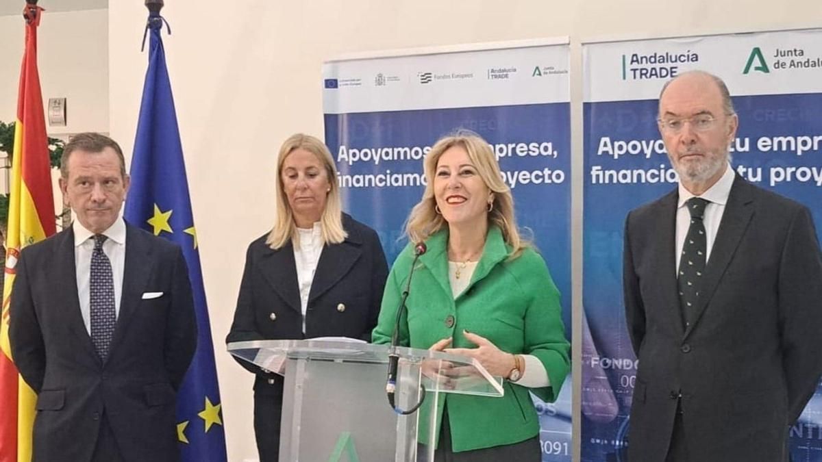 El Consejo Rector de Andalucía Trade, presidido por la consejera de Economía, Hacienda, Fondos Europeos y Diálogo Social, Carolina España.