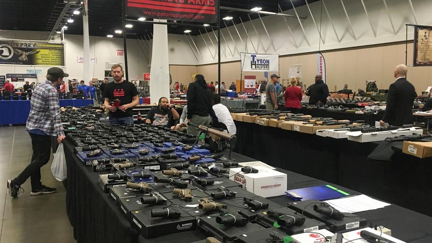 Esclavitud, apuestas deportivas y armas: las otras elecciones de EEUU