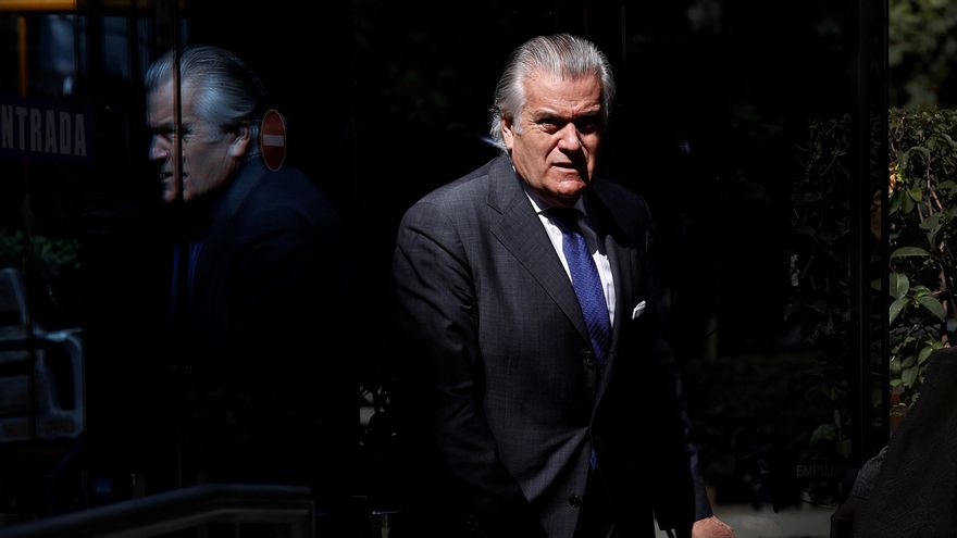 El extesorero del PP Luis Bárcenas sale de la Audiencia Nacional en una imagen de archivo. EFE/Chema Moya