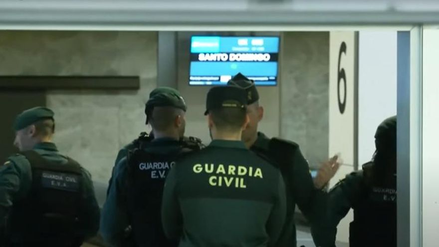Luis Rubiales, en libertad tras ser detenido en el aeropuerto de Barajas