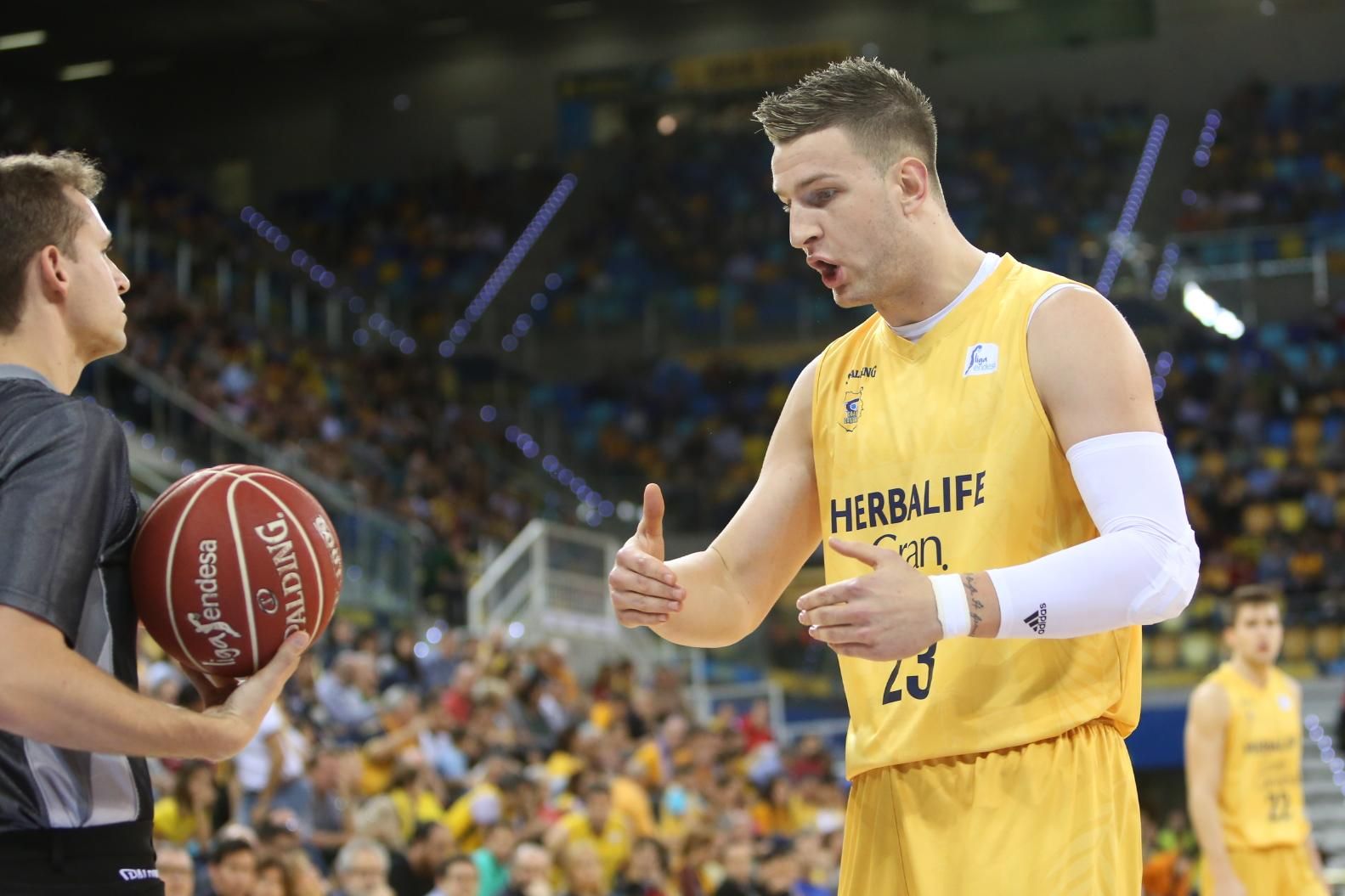 Imágenes del encuentro entre el Herbalife Gran Canaria y el UCAM Murcia en el Gran Canaria Arena. (Alejandro Ramos).