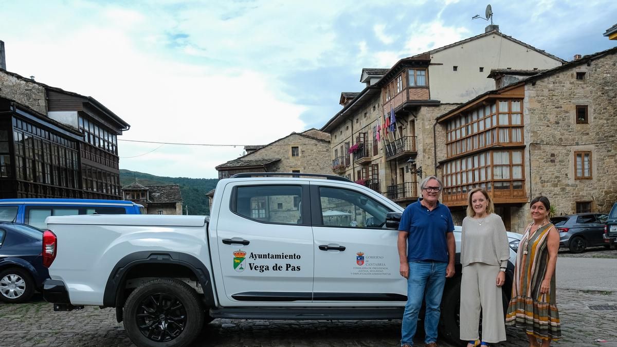 Cantabria gasta casi un millón de euros en vehículos municipales como receta contra la despoblación