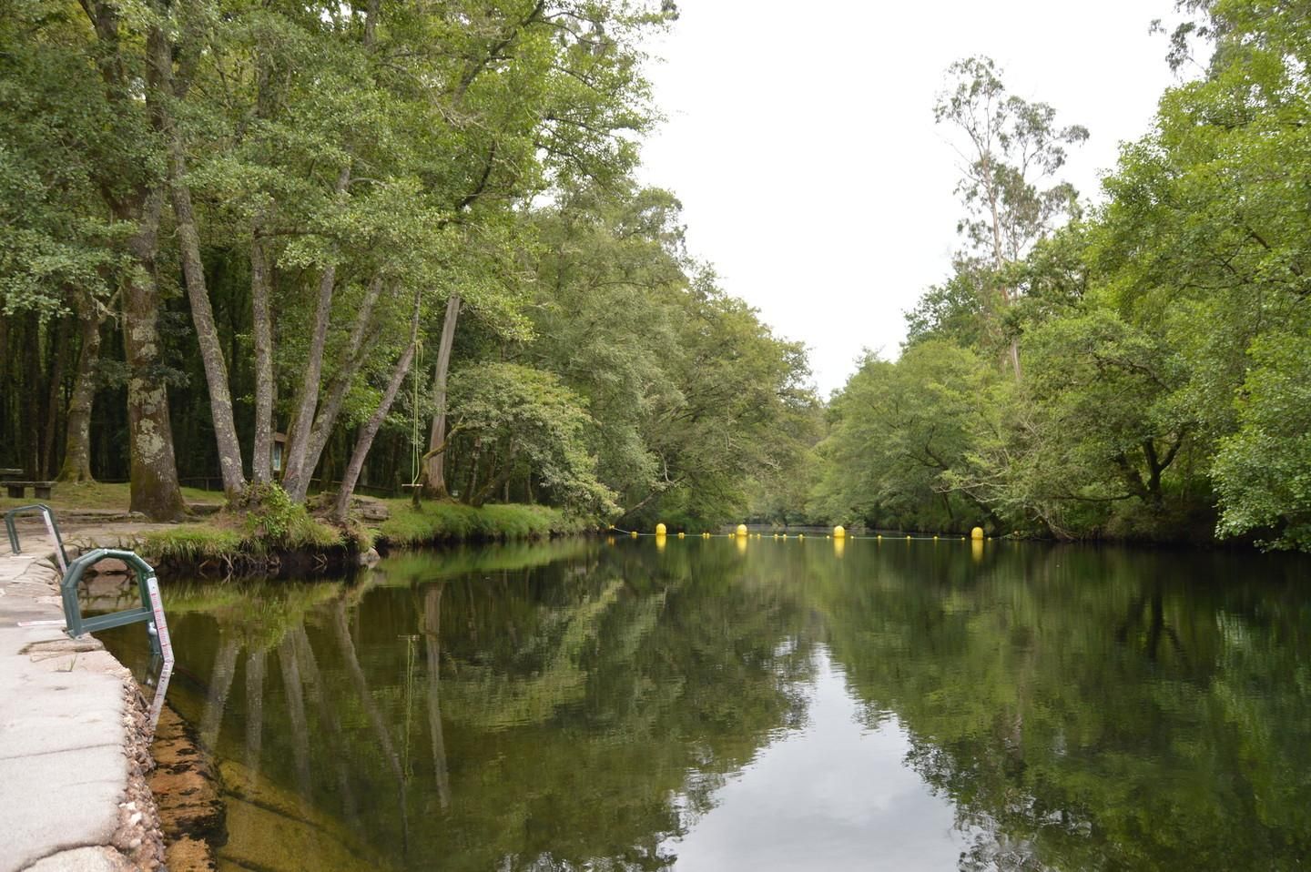 Playa fluvial de A Calzada.