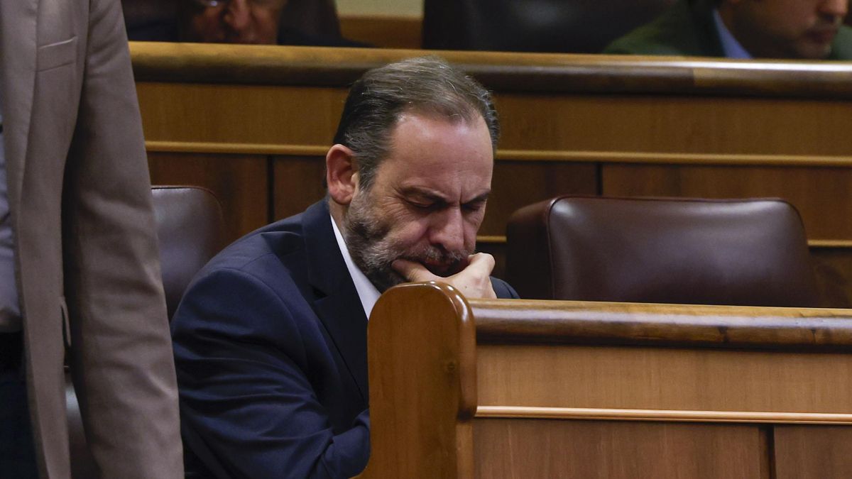 Ábalos renuncia a su escaño en el Congreso