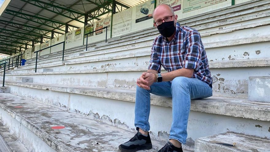 Víctor Afonso, el padre de acogida de Abou.