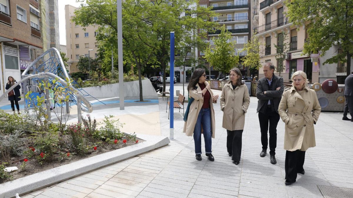 El Ayuntamiento de Madrid aprueba más espacio para las terrazas en la plaza de Salvador Dalí