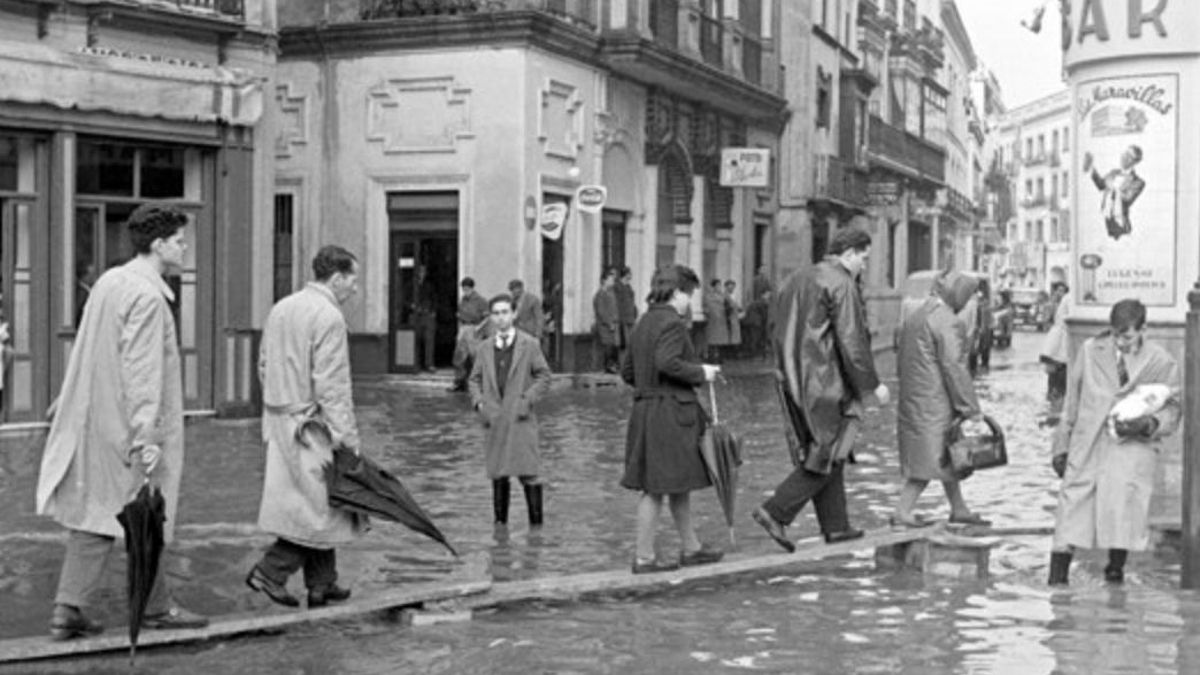 La gran inundación de 1961: el desastre que unió a toda Sevilla bajo la Operación Clavel