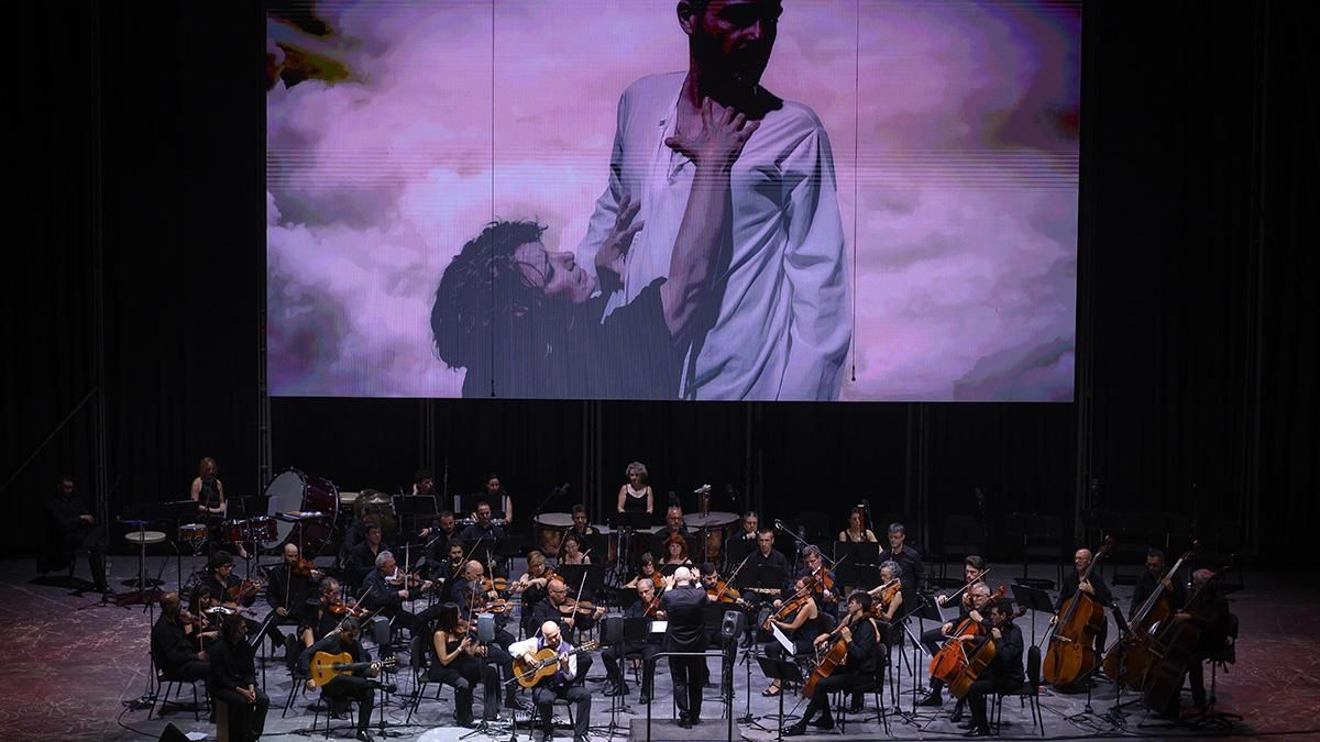 Homenaje a Manolo Sanlúcar en el inicio del Festival de la Guitarra