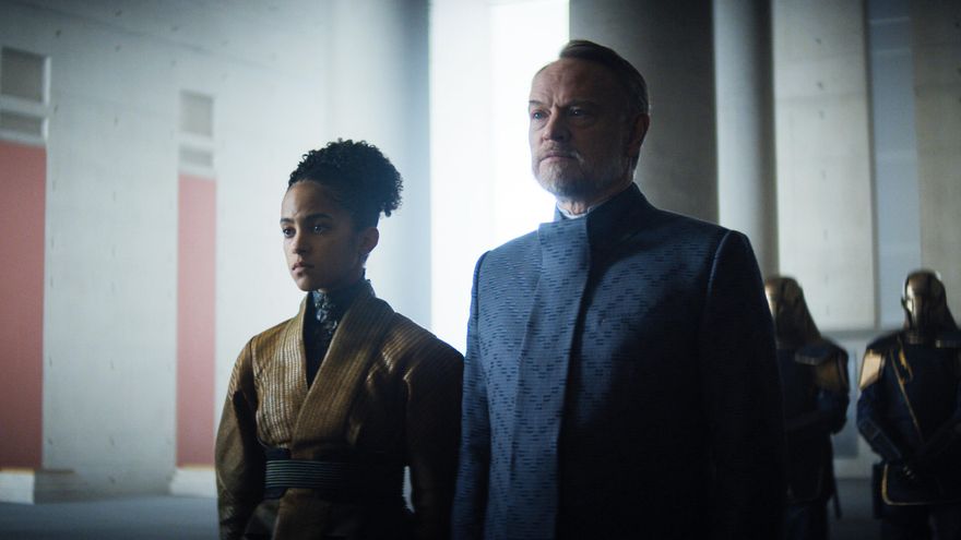 'Fundación', un espectáculo visual que somete a la indomable obra de Asimov