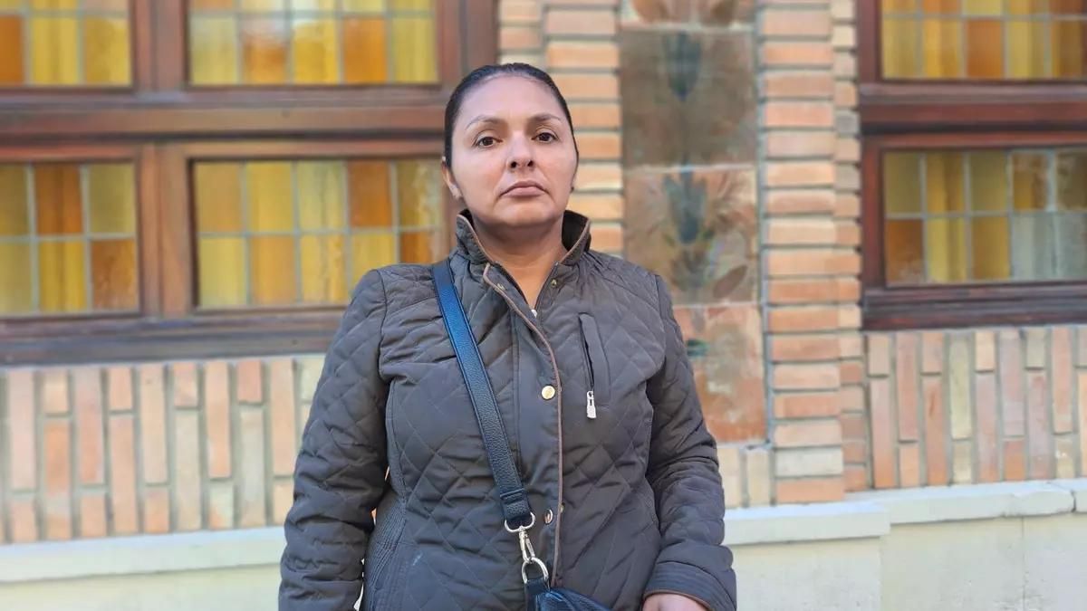 Lilliam María Miranda, viuda de Denis Antonio Saenz, muerto en un accidente en una vivienda en la que trabajaba en condiciones de esclavitud en el municipio murciano de Lorca