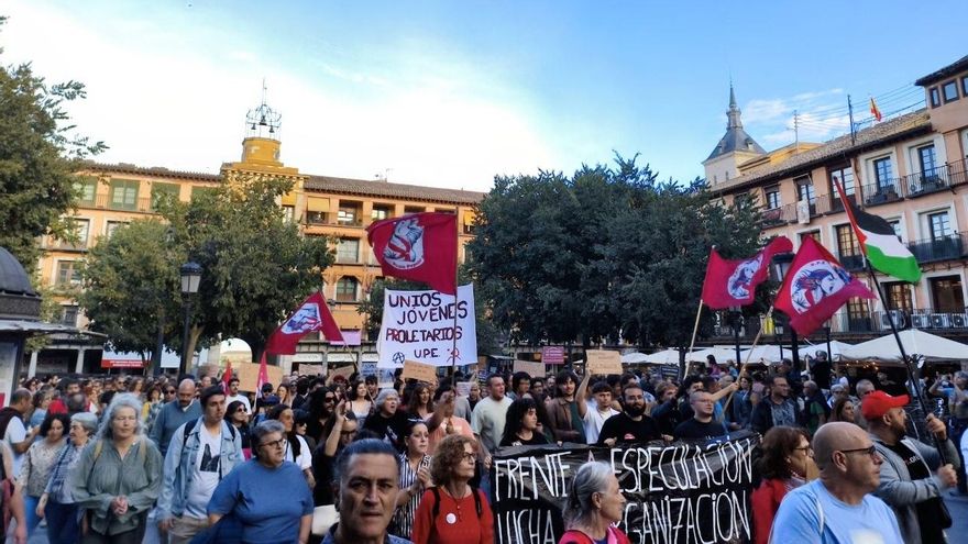 Manifestación por el derecho a la vivienda en Toledo