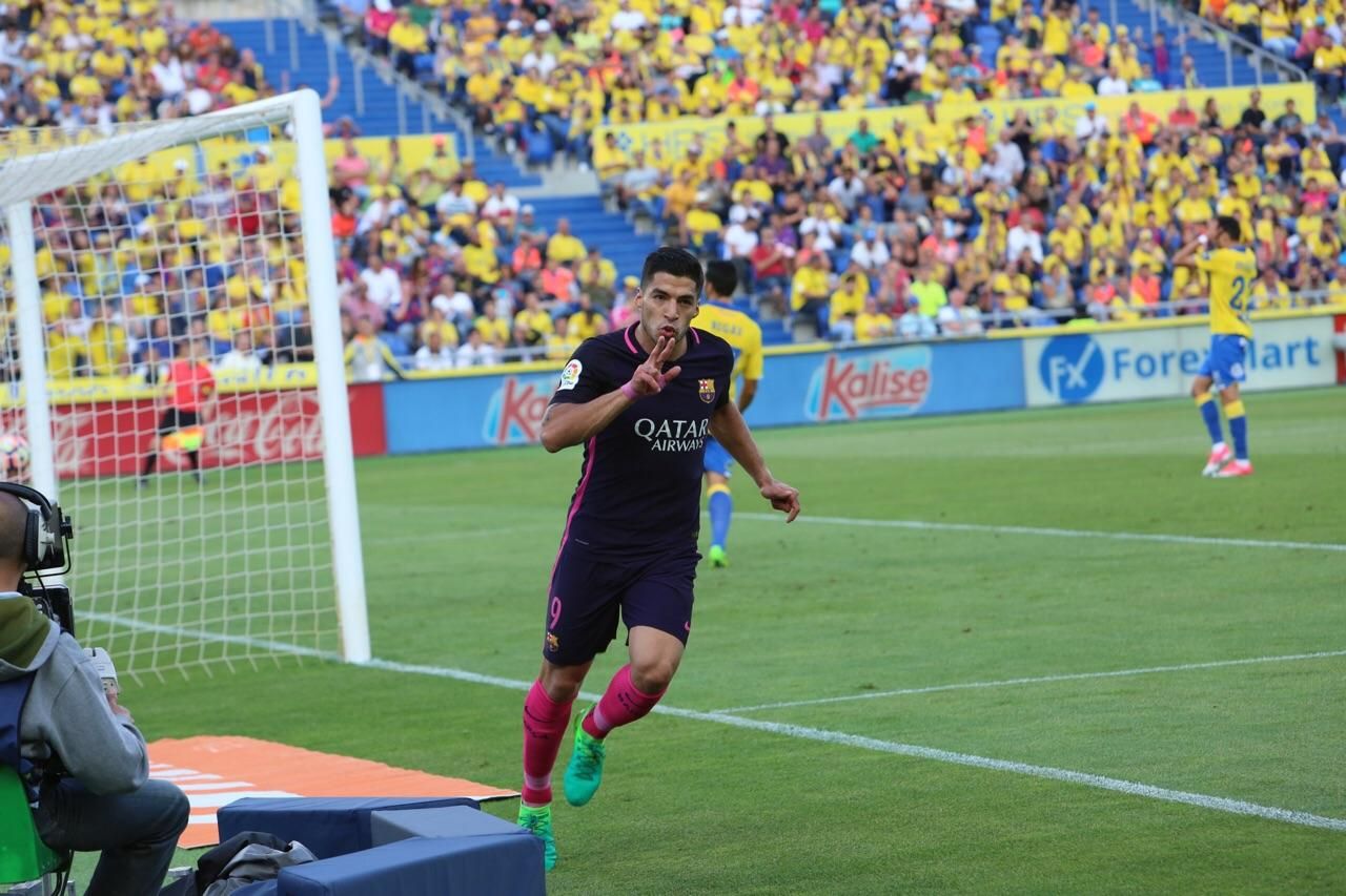 Partido entre la UD Las Palmas y FC Barcelona. Alejandro Ramos.