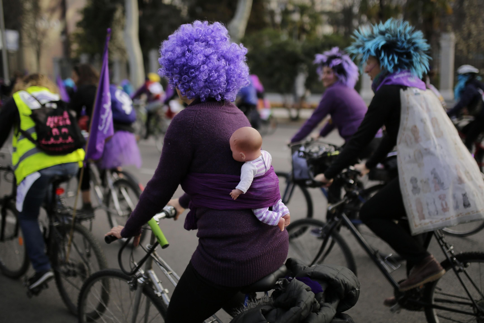 La bicicletada feminista del 8M en Madrid. Olmo Calvo.