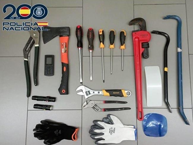 Herramientas utilizadas en el butrón a la joyería leonesa.