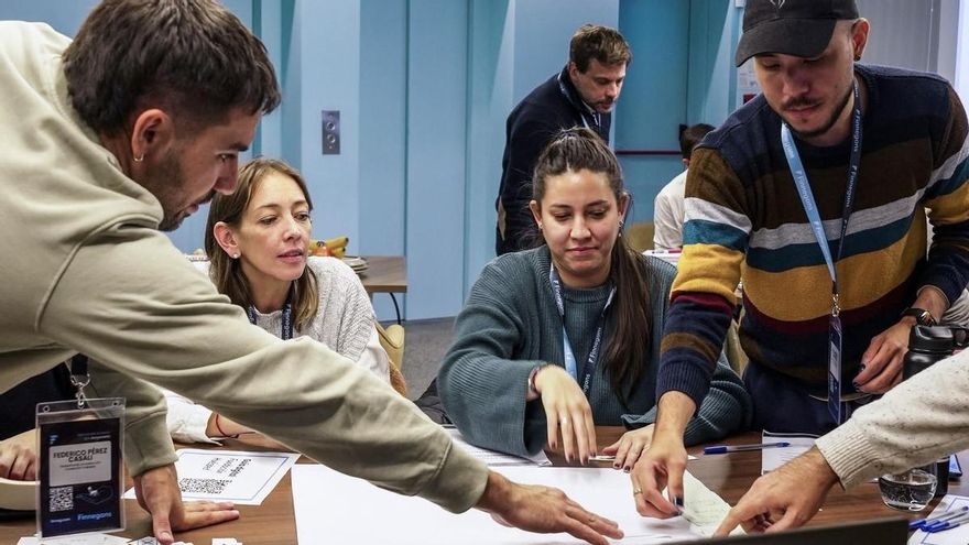 Crean una Bolsa de Empleo para vincular a jóvenes formados en bootcamps con empresas