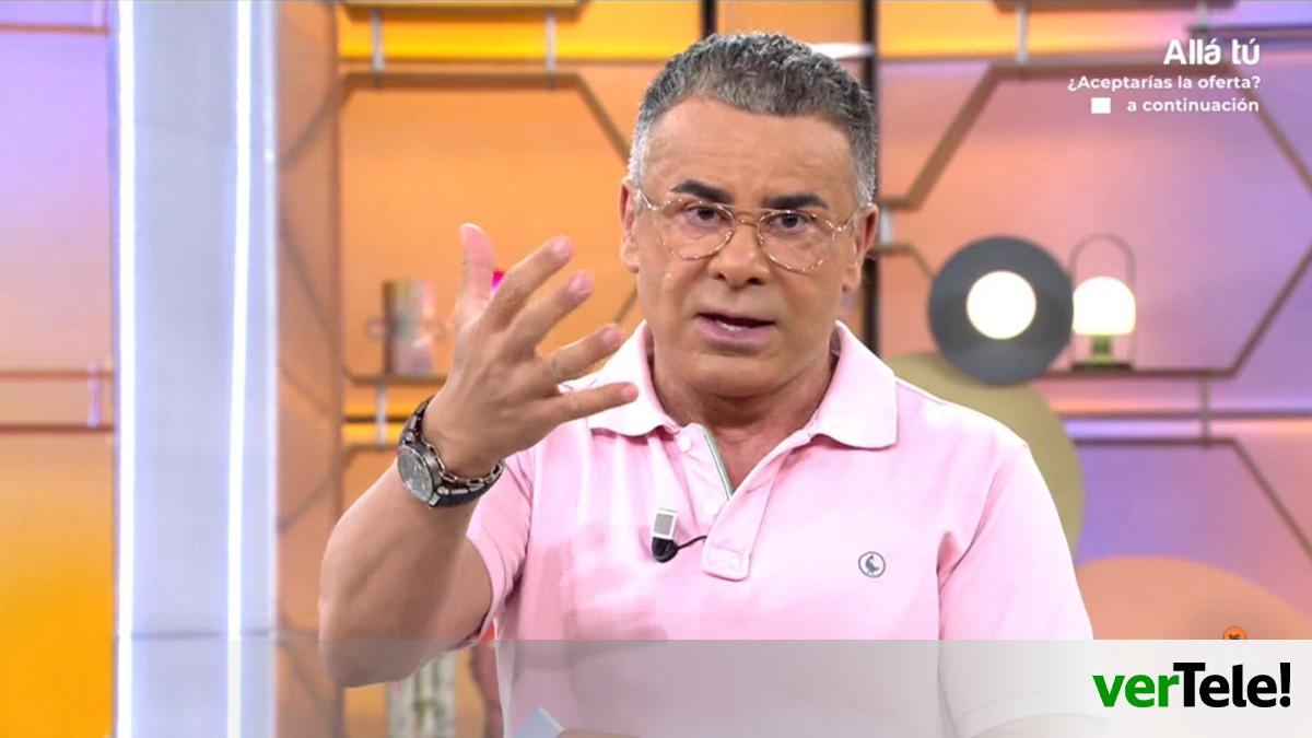 Jorge Javier expulsa a una invitada de 'El Diario' por agredir a un examigo  en directo: "No te mereces estar aquí"