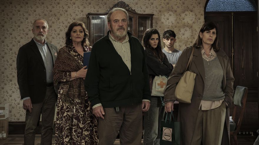 'Votemos', los peligros de la democracia están en una comunidad de vecinos