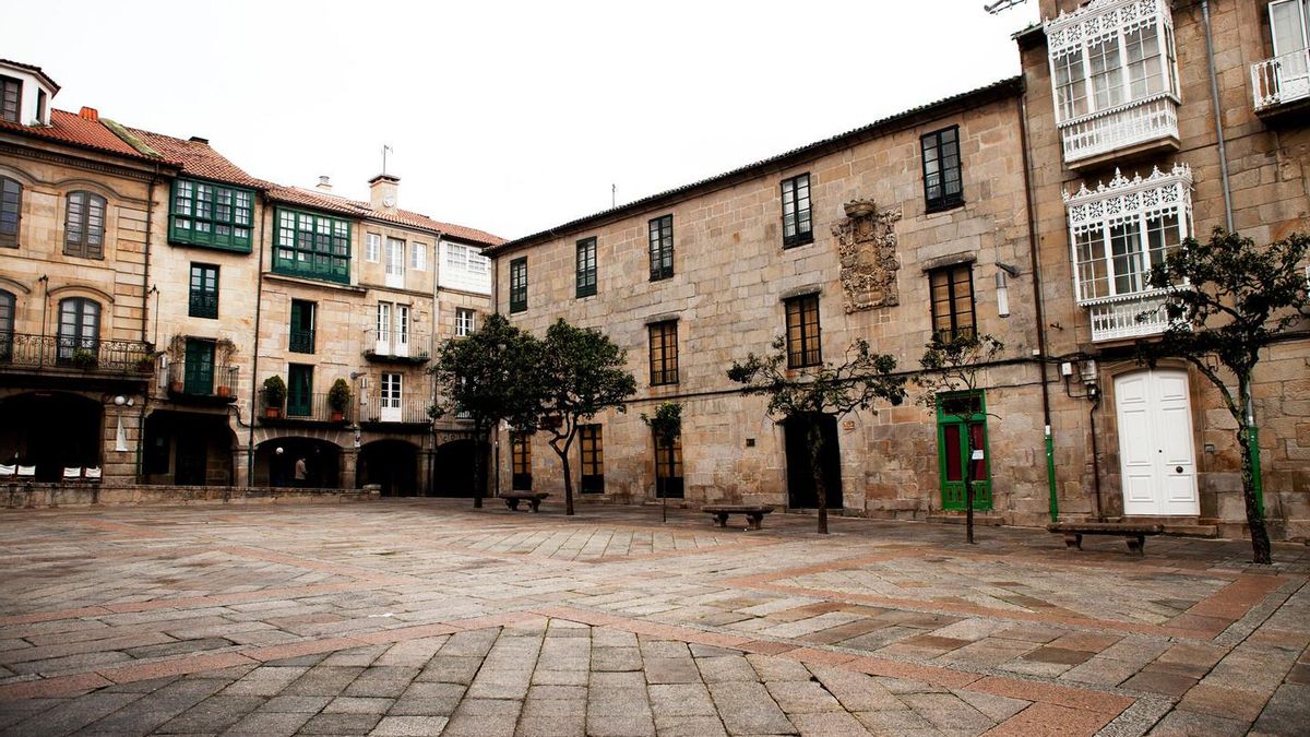 Plaza De O Teucro
