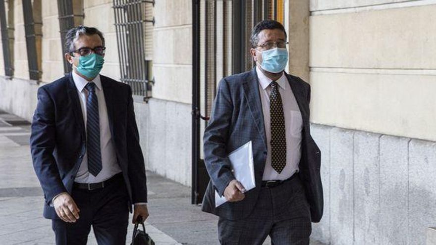 El exlíder de Vox Andalucía fracasa en su intento de apartar a las acusaciones populares de su investigación por fraude