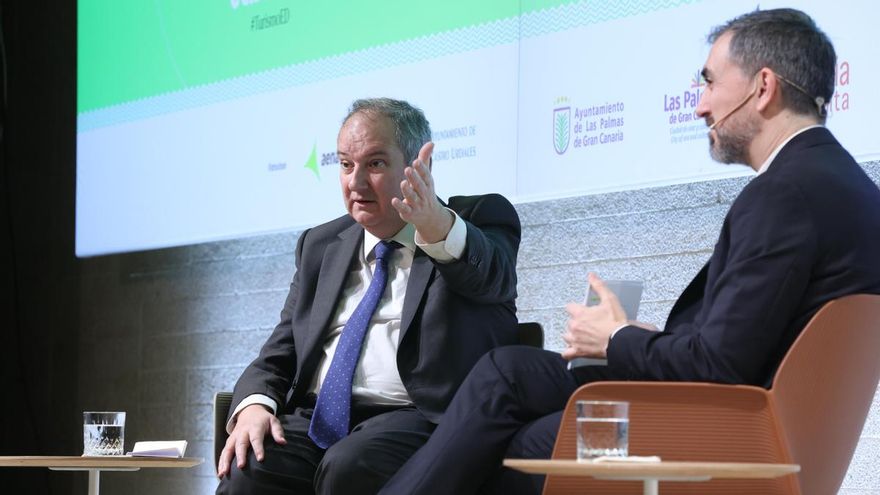 Jordi Hereu: "Es necesario acotar la oferta de vivienda turística para que tenga éxito su sostenibilidad social"