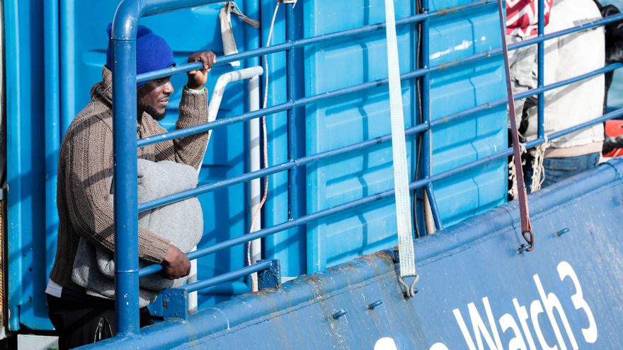 Los 440 rescatados por el Sea Watch 3 desembarcarán en el puerto de Sicilia