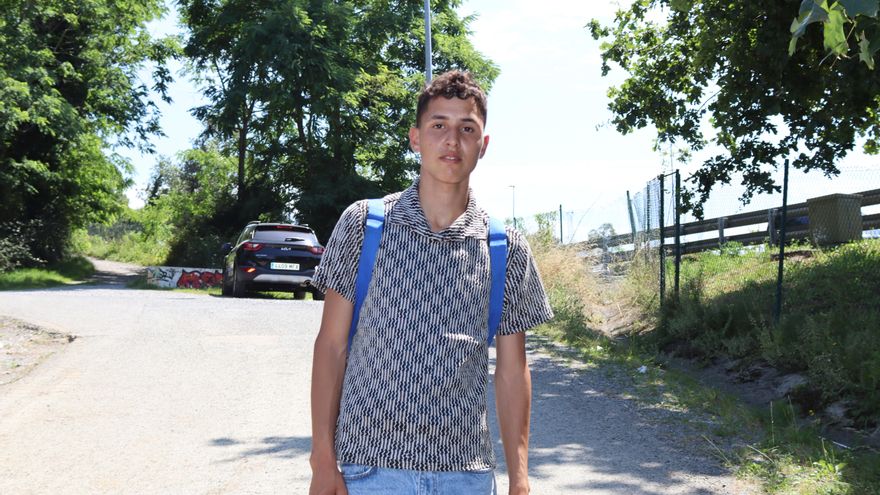 La vida de Mohamed y Hakim, de Marruecos a un bosque entre Berango y Getxo: "Esto es duro, pero la calle es peor"