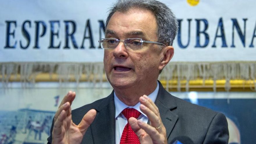 Líder del exilio cubano afronta su deportación tras más de 50 años en EE.UU.