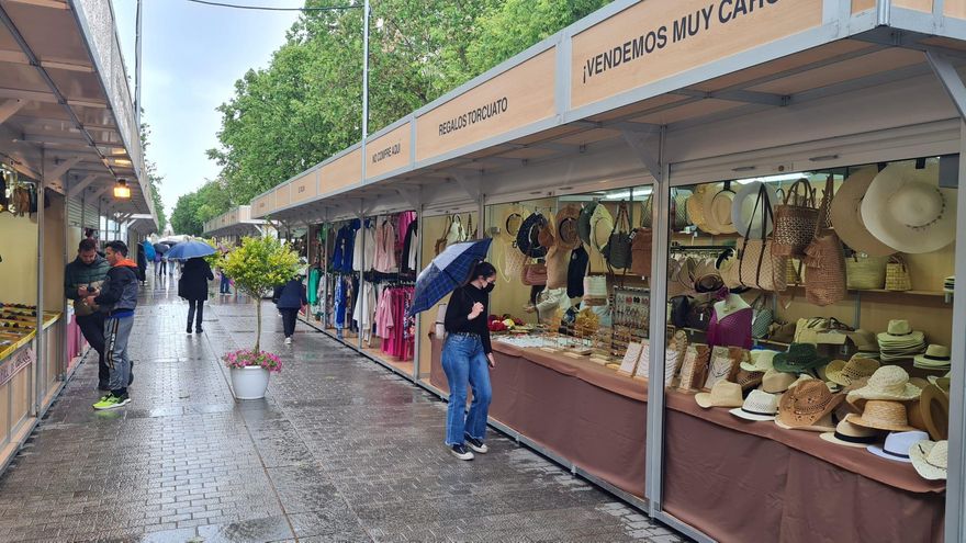 Inaugurada una nueva edición del Mercado de Primavera en el Bulevar