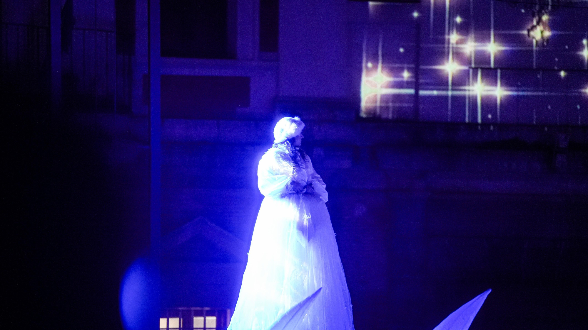 Espectáculo de acrobacias en la Corredera