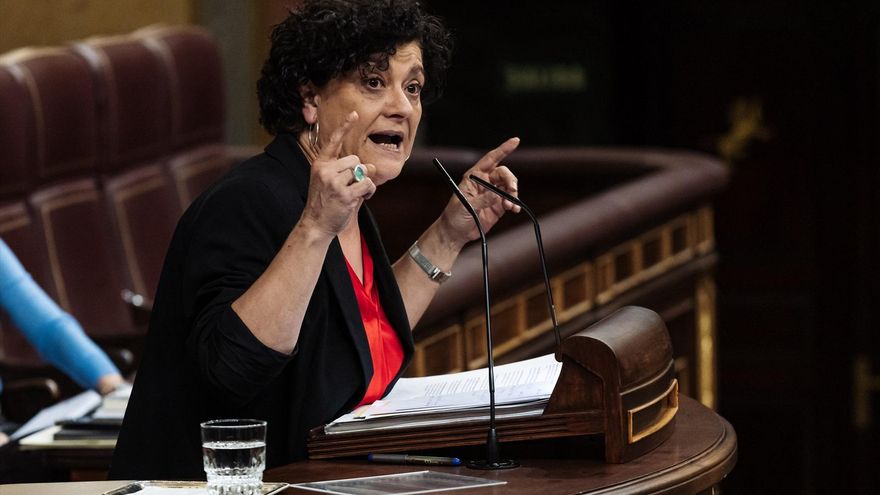 La diputada de ERC en el Congreso, Pilar Vallugera, interviene durante el debate de la Ley de amnistía en el Congreso de los Diputados.