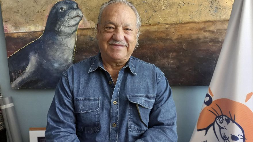 Ángel Juárez, escritor y activista: "La palabra es el principal instrumento de denuncia"